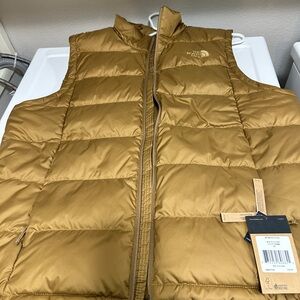 The North Face Men's Alpz 2.0 Synthetic Vest XL (NWT)